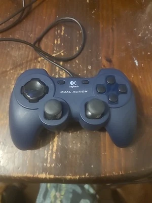 Logitech Dual Action USB Game Controller for PC/Mac Blue Dual Action - Tested - Image 1 of 4