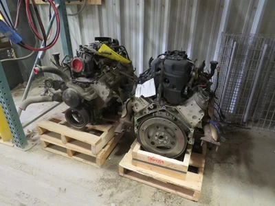 GMC Savana 2500 Van 2010-2017 conjunto de motor de 4,8 L 143 k OEM LKQ Foto 1 de 3