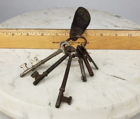 8x Vintage Skeleton Keys - Keen Kutter Antique Door Lock Ring Clock Chest Box Cover