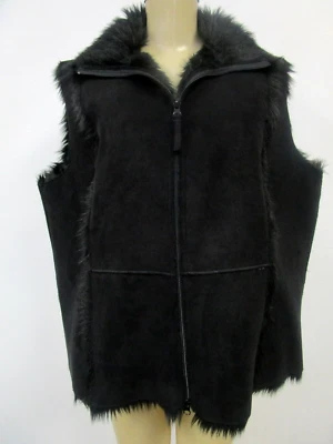 Black Suede Faux Fur Vest Relativity Plus Size 2X Sleeveless Zip Closure NEW - Image 1 of 4