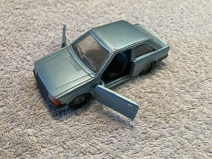 Corgi No.334 Ford Escort 1.3 GL Auto Maßstab 1:36 - Bild 1 von 11