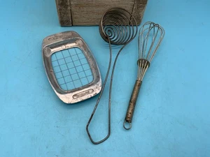 Vintage Kitchen Untensils, Lot of 3, Whip, FF Cutter, Egg Separator - Picture 1 of 7