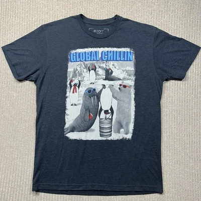 Riot Society Global Chillin Walrus Penquins Polar Bear Keg Party T Shirt Large - Image 1 of 4