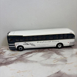 CORGI 54101 Greyhound Lines GM 4509 Charleston A-I403 NIB - Picture 1 of 9