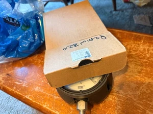 NUEVO WIKA Medidor 0 a -30 inHg / 1/4" Fondo Conn # 232.34 / 4.5" / 9834478 - Imagen 1 de 3