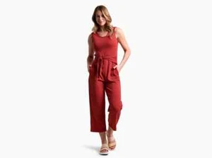 Mono para mujer Kuhl Ella en escarlata (rojo) con detalle de cinturón - Nuevo con etiquetas originales - Imagen 1 de 3