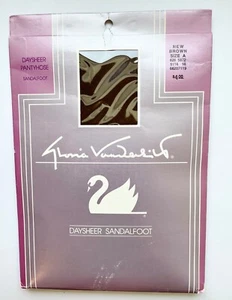 GLORIA VANDERBILT DAYSHEER BROWN PANTYHOSE SANDALFOOT  SIZE A  NEW - Picture 1 of 3