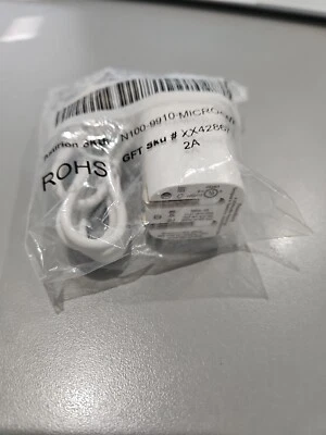 NEW Griffin PowerBlock USB 10W Wall Charger with USB Cable Model MASM-00992 - Image 1 of 4