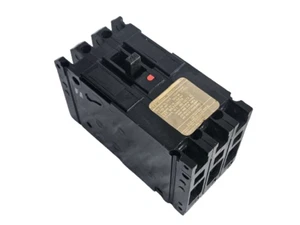 Disyuntor de 3 polos Siemens E43B070 70A 18kAIC @ 480V - Imagen 1 de 4