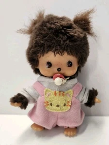Sekiguchi Monchhichi Bebichhichi Pacifier Thumbsucker Kitty Outfit Plush  - Bild 1 von 4