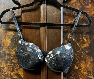H&M Lingerie Bra 34B Black Floral Lace Underwire Push Up Padded Cup Molded - Picture 1 of 8