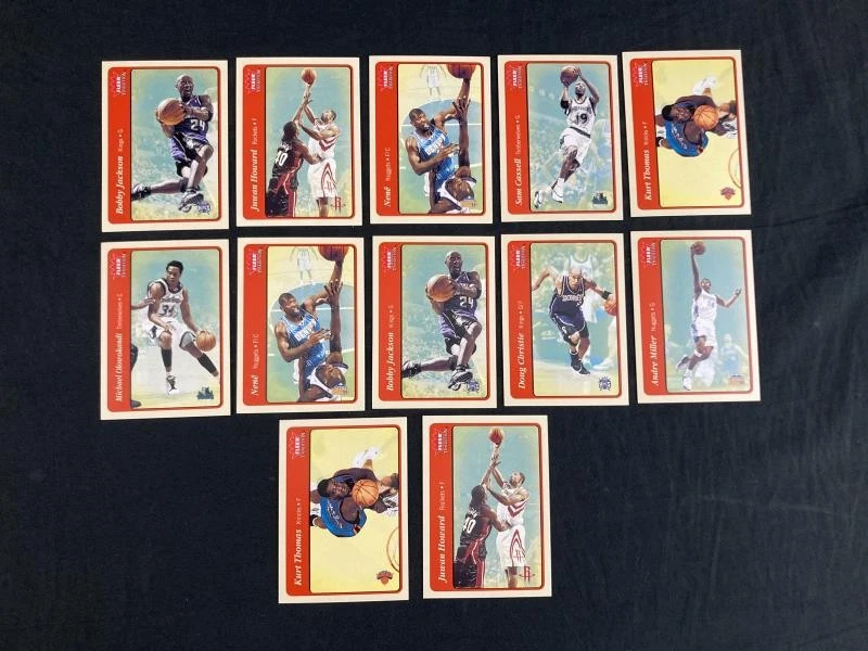 Fleer Traditions 2004 Basketball Cards Lot of 12 - Mint Timberwolves & Kings - Image 1 of 4