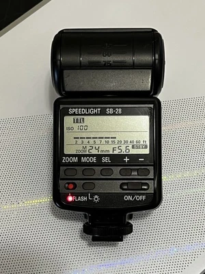 Nikon Speedlight Camera Flash SB-28 - Excellent Condition - Image 1 of 4
