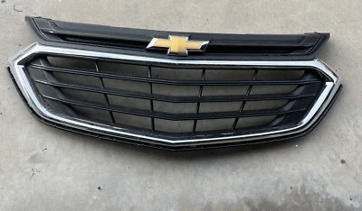 2018-2021 Chevrolet Equinox Front Grill Grille Black And Chrome See Pictures - Image 1 of 4