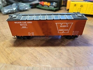 WILSON CANNED MEATS REFRIGERATOR CAR, HO SCALE, VARNEY - Picture 1 of 6