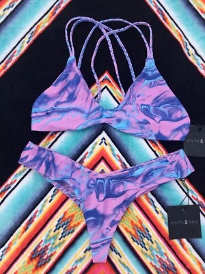 Conjunto de bikini de natación Stone Fox púrpura indie top tucker tanga parte inferior bloggers pequeño  Foto 1 de 4