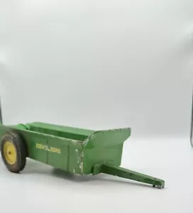 Esparcidor de estiércol John Deere verde # 44 ERTL de colección años 60/70 15 " - Imagen 1 de 4