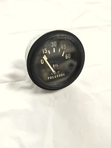 Oil Pressure Gauge 2"     928224 - Picture 1 of 3