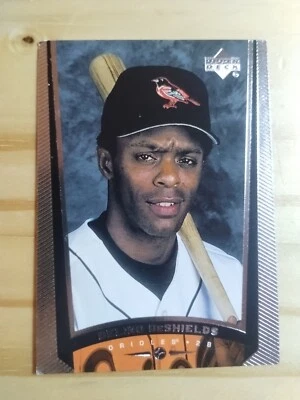 1999 Upper Deck - #319 Delino DeShields - Image 1 of 4