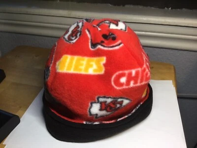 REVERSIBLE FLEECE NFLKANSAS CITY CHIEFS HANDMADE ADULT BEANIE  - Image 1 of 4