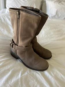 Ugg Silva Suede Boots In Fawn~ SZ 9.5 MSRP: $175~ Excellent Condition - Picture 1 of 12