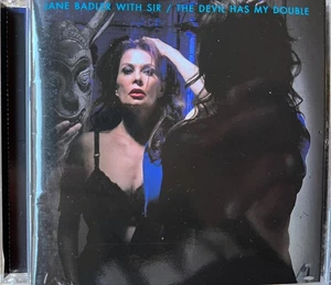 Jane Badler con Sir - The Devil Has My Double CD 2008 Unstable Ape ¡Excelente estado! - Imagen 1 de 2