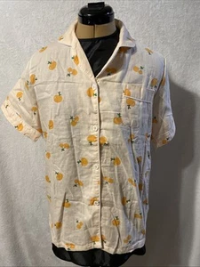 Women’s Fashion Fruits Button Down shirt Size M - Picture 1 of 2