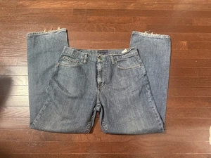 Tommy Hilfiger Jeans Mens 33x32 Blue Denim Straight Leg Medium Wash 100% Cotton - Picture 1 of 3