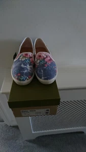 HOTTER ELENA BLUE FLORAL CANVAS WOMENS SLIP ON SHOES UK 5 STD BNIB - Picture 1 of 5