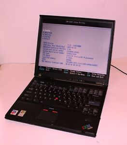 IBM ThinkPad T42 Pentium M Centrino 1.7Ghz 2GB Ram 14.1" Screen Works (read)