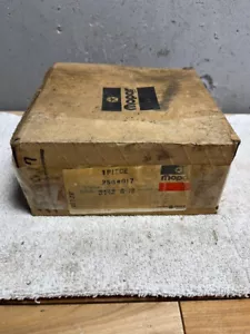NOS Mopar - 2508017 - Horquilla - Imagen 1 de 3