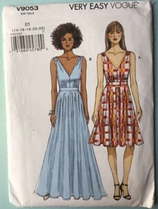VERY EASY VOGUE SUMMER V-NECK MAXI OR KNEE LENGTH DRESS PATTERN V9053 SIZE14-22 - Picture 1 of 2