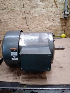 Lincoln Electric TF5339C TEFC AC Motor - Picture 1 of 6