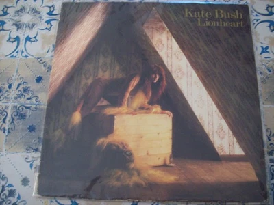 KATE BUSH - LIONHEART -VINYL -L.P. - 12" -VG+/VG - Image 1 of 4