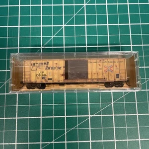 New! N-Scale 025-44-437 50’ Boxcar Railbox UP $ 30.95 - Picture 1 of 9