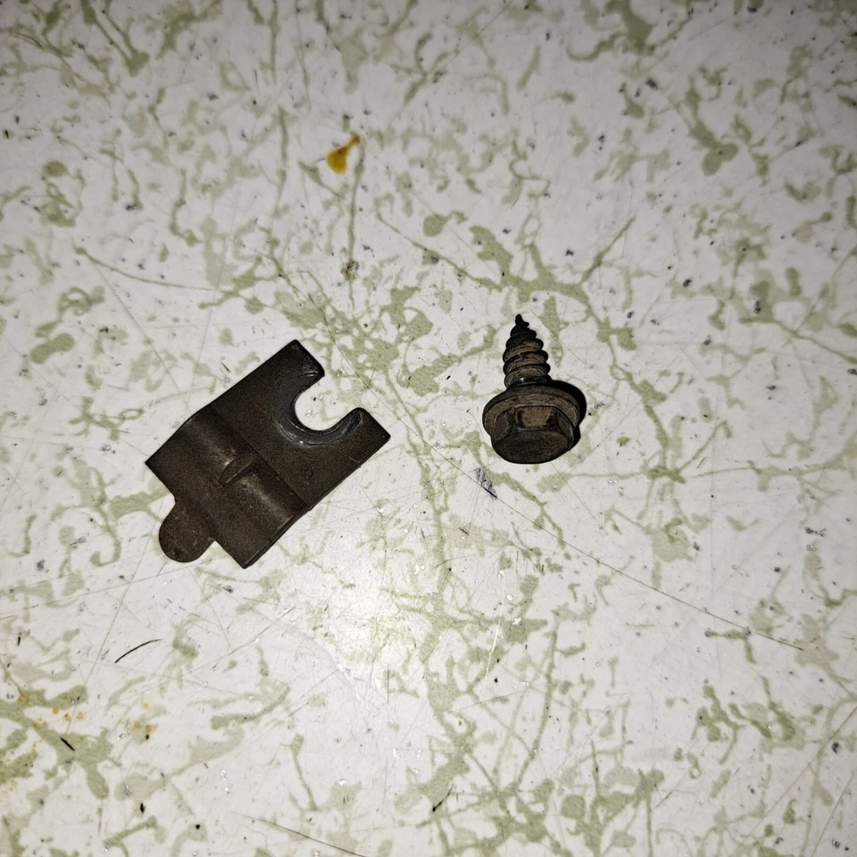 Ford Fairlane Ranchero 1966 caja térmica cable retenedor clip Foto 1 de 1