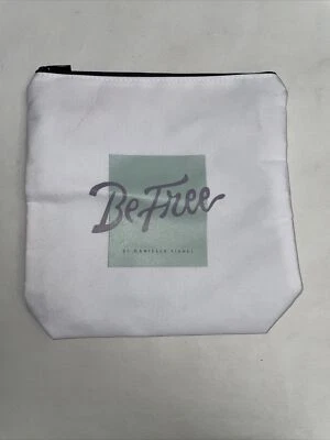 Bolsa de maquillaje pequeña Be Free by Danielle Fishel Foto 1 de 4