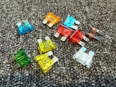 Fusibles de hoja estándar FIT VOLKSWAGEN calidad 10 piezas para fusible de coche furgoneta bicicleta (5A - 30A Foto 1 de 4