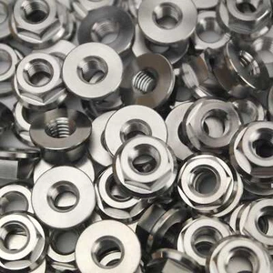 Titan Muttern Sechskant M8 / M10 * 1.25 Mit Flansch DIN6923 - Bild 1 von 4
