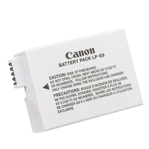 Batteria LP-E8 nuova originale per Canon EOS 550D 600D 650D 700D Kiss X4 X5 X6 - Foto 1 di 4