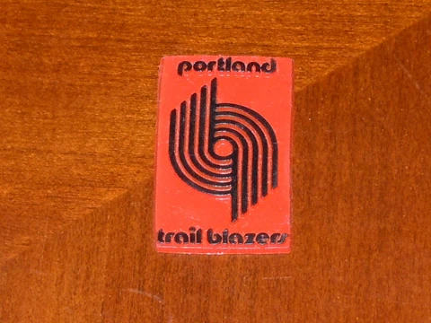 PORTLAND TRAIL BLAZERS Vtg NBA RUBBER Basketball FRIDGE MAGNET Standings Board Cover