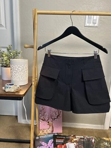 Lululemon Relaxed Fit SHR Cargo Short 4" - NERO nuovo con etichette $118 - taglia 8 - Foto 1 di 11