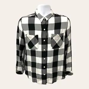 Levi's Boyfriend Fit Black White Plaid Long Sleeve Lightweight Shirt Size M - Picture 1 of 10
