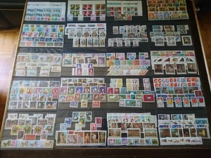 Europa komplette Sätze ** 100 Stk. (MNH, 100 sets) (#96032) - Picture 1 of 6