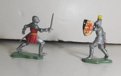 Britains  Knights set of 2, with Sword and with Mallet - Image 1 of 4