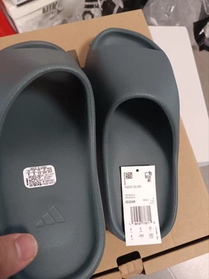 Adidas Yeezy Slides "Slate Marine" Foto 1 de 4