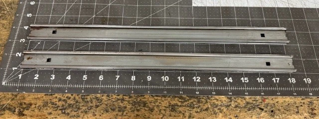 Vintage MAC/MATCO 17-1/4" Caixa de Ferramentas Rolo Cabine Gabinete Fricção Gaveta Slide Par - Imagem 1 de 1