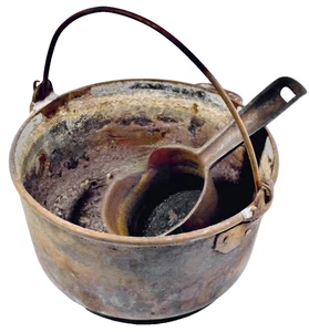 PROYECTO: Caldero de campamento colgante horno holandés de hierro de 10" con cucharón y tapa huérfana - Imagen 1 de 16