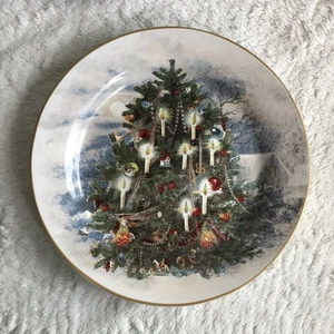 4er Set: Pottery Barn nostalgischer Santa Weihnachtsbaum Kerzenlicht Salatteller 8,75" - Bild 1 von 6