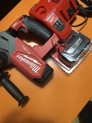 Milwaukee SDS Plus 1” Rotary Hammer Fuel Edition - Image 1 of 4